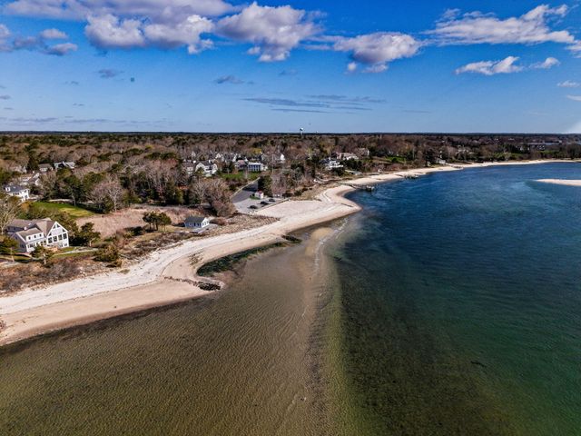 1331 Main Street, Cotuit, MA 02635