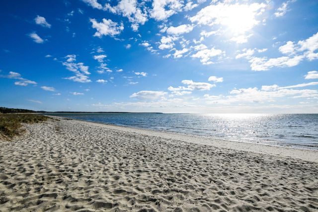 1331 Main Street, Cotuit, MA 02635