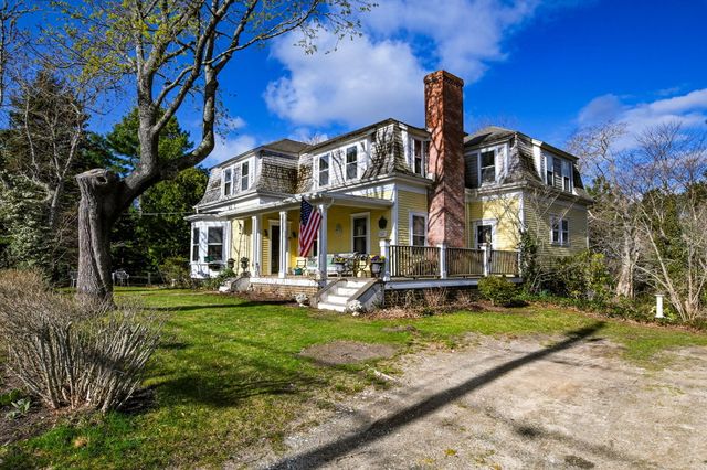 1331 Main Street, Cotuit, MA 02635