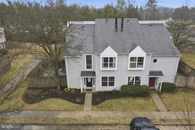 6112-B HOSKINS HOLLOW CIR, Centreville, VA 20121