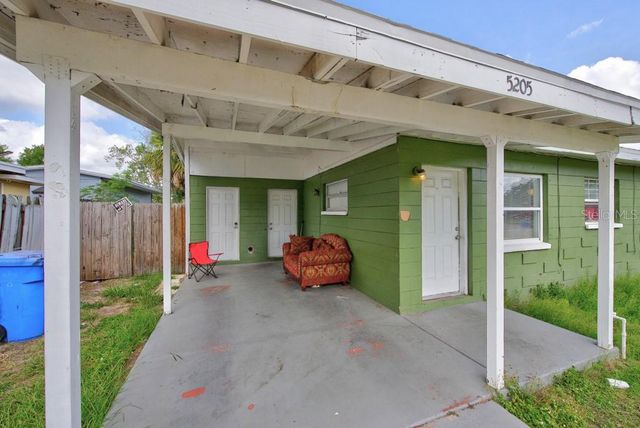 5205 S 82ND STREET, Tampa, FL 33619