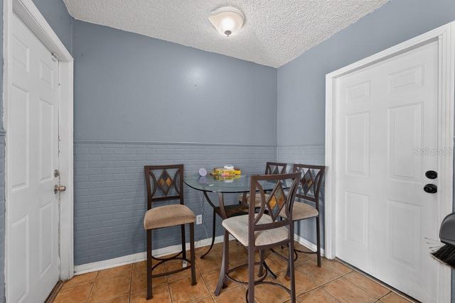 5205 S 82ND STREET, Tampa, FL 33619