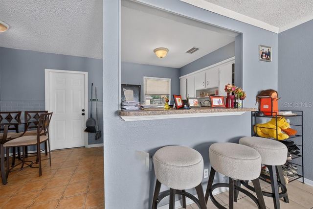 5205 S 82ND STREET, Tampa, FL 33619