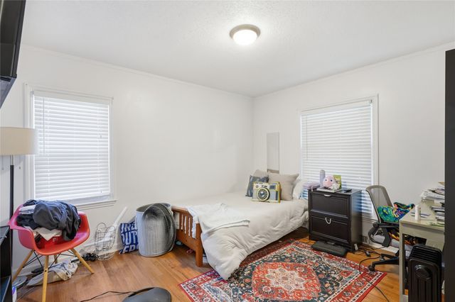 732 10th Street, West Des Moines, IA 50265