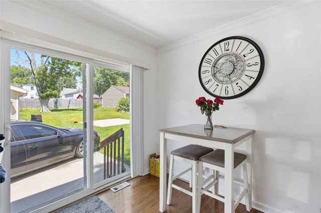 732 10th Street, West Des Moines, IA 50265
