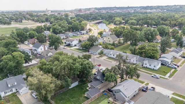 820 7th Ave. NW, Minot, ND 58703