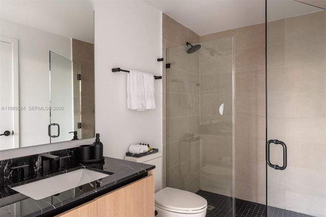 225 N Miami Ave 202, Miami, FL 33128