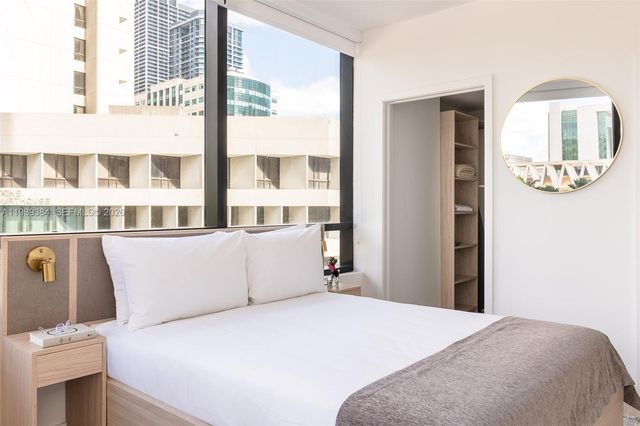 225 N Miami Ave 202, Miami, FL 33128