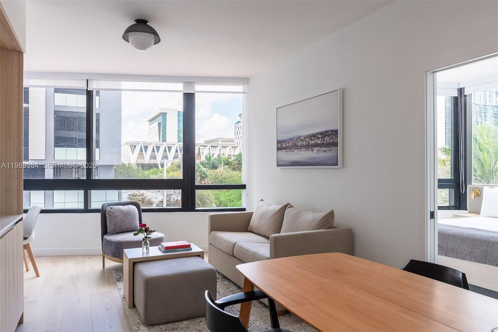 225 N Miami Ave 202, Miami, FL 33128