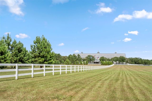1936 Spring Branch Road, Montgomery, TX 77316