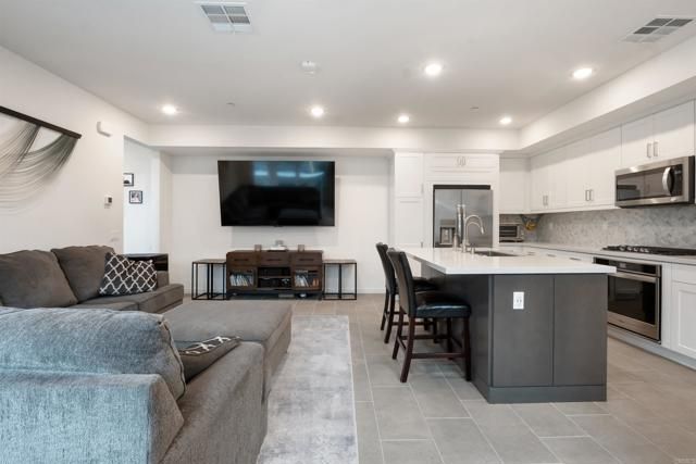 522 S Cleveland Street 7, Oceanside, CA 92054