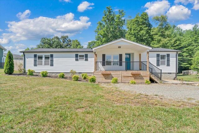 2748 Taylors RD, Boones Mill, VA 24065