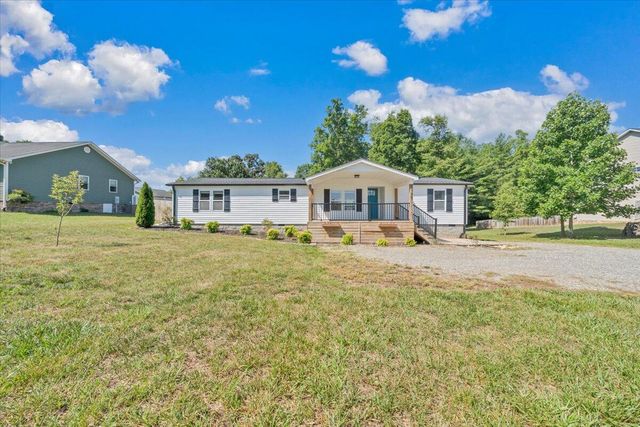 2748 Taylors RD, Boones Mill, VA 24065