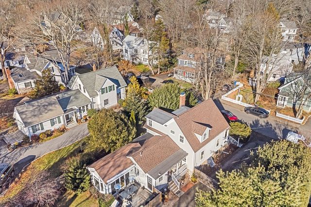 29 Cottage St, Wellesley, MA 02482