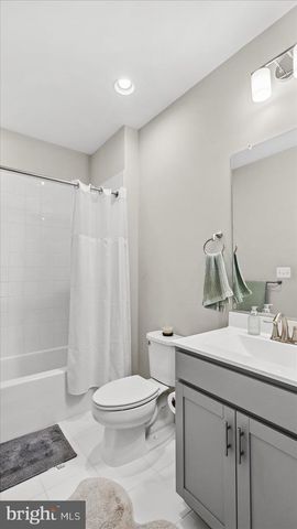 4005 HARMONY CT, Baltimore, MD 21224