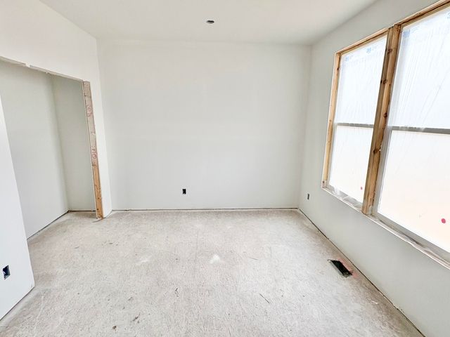 7106 Kettle Dale Avenue SE, Alto, MI 49302
