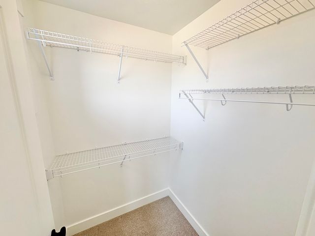 7106 Kettle Dale Avenue SE, Alto, MI 49302