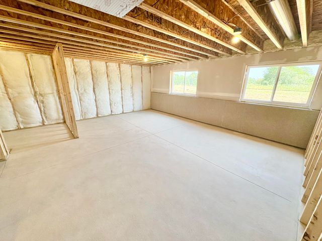 7106 Kettle Dale Avenue SE, Alto, MI 49302