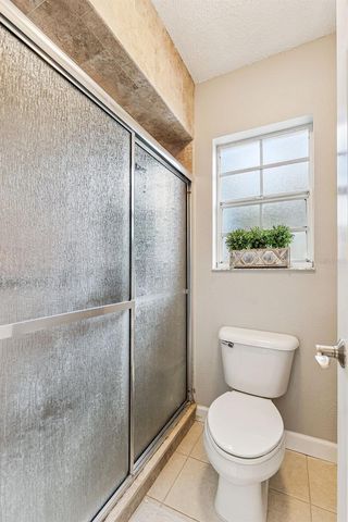 4017 W DE LEON STREET, Tampa, FL 33609