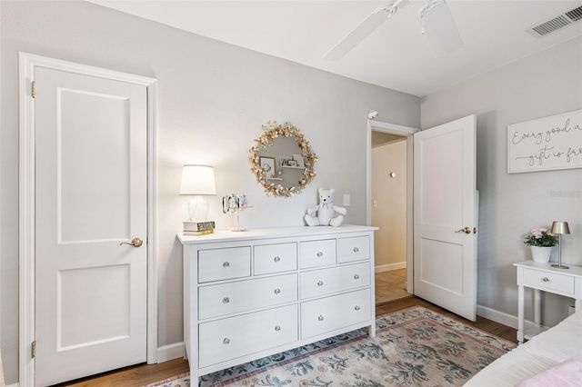 4017 W DE LEON STREET, Tampa, FL 33609