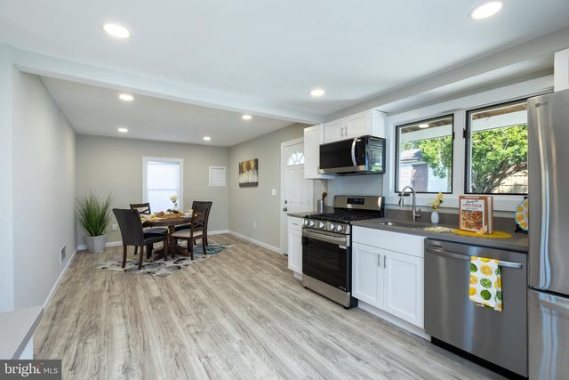 2407 HAMMONDS FERRY RD, Halethorpe, MD 21227