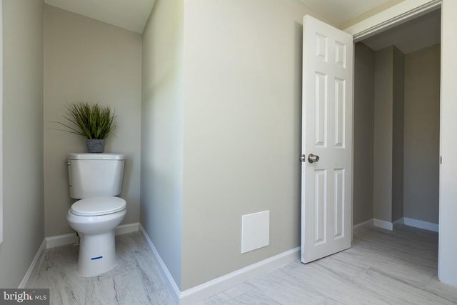 2407 HAMMONDS FERRY RD, Halethorpe, MD 21227