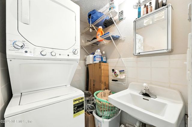 4836 ATLANTIC Boulevard 104, Jacksonville, FL 32207