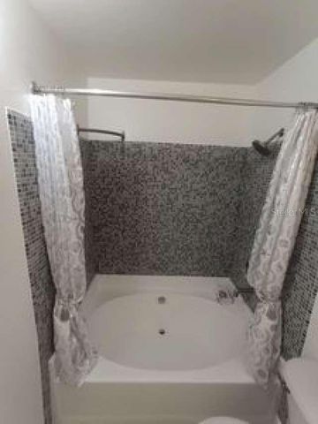 10024 STRAFFORD OAK COURT 807, Tampa, FL 33624