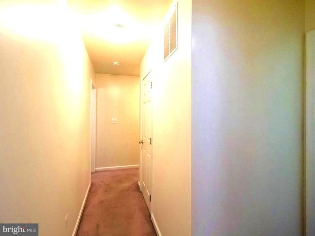 7701 CROOM RD, Upper Marlboro, MD 20772