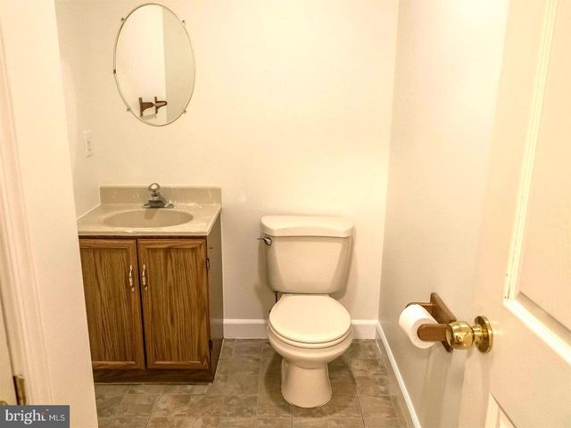 7701 CROOM RD, Upper Marlboro, MD 20772