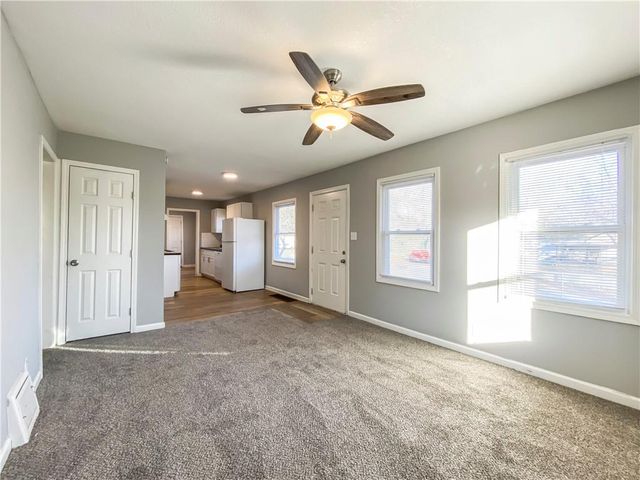 11426 Applewood Drive, Kansas City, MO 64134