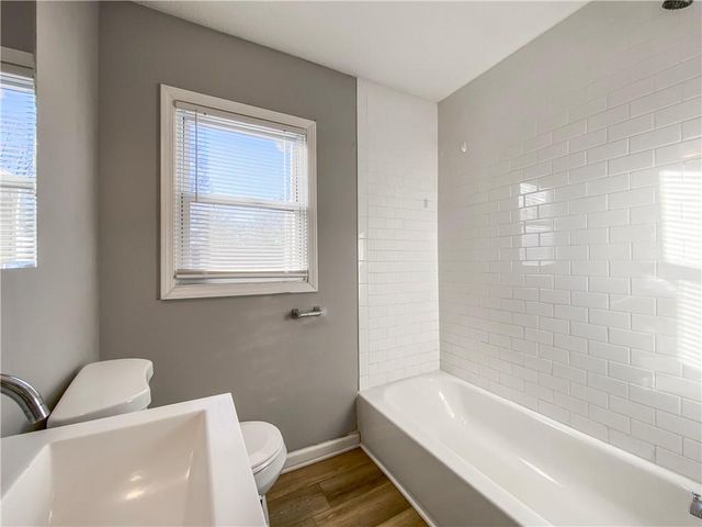 11426 Applewood Drive, Kansas City, MO 64134