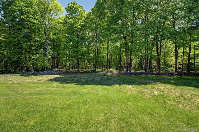 240 Eastwoods Road, Pound Ridge, NY 10576