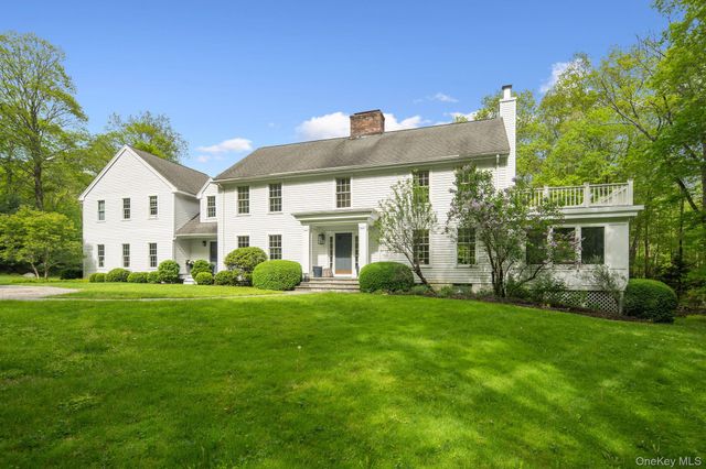240 Eastwoods Road, Pound Ridge, NY 10576