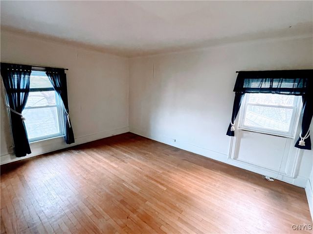 2-4 Maple Street, Auburn, NY 13021