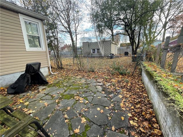 2-4 Maple Street, Auburn, NY 13021