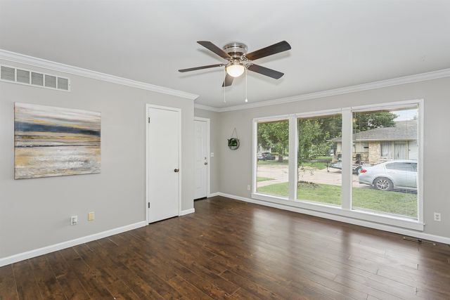 534 N Richmond Ave, Wichita, KS 67203