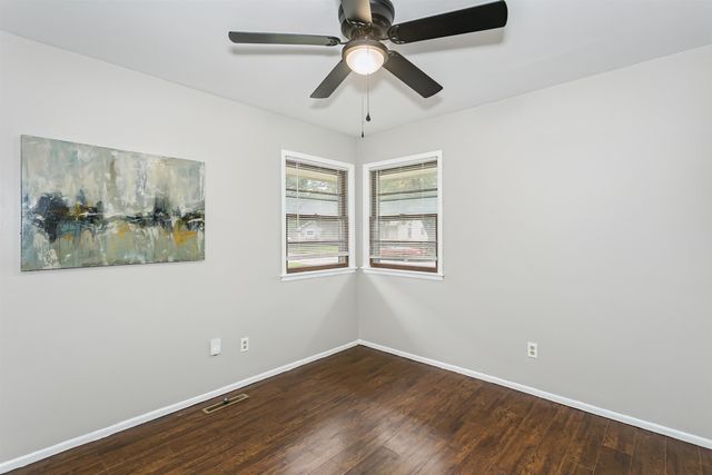 534 N Richmond Ave, Wichita, KS 67203