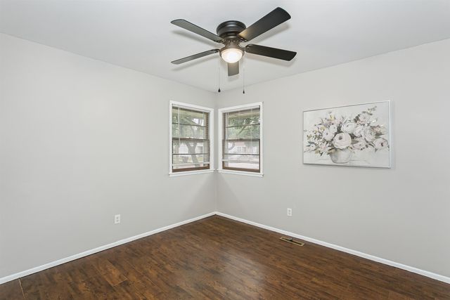 534 N Richmond Ave, Wichita, KS 67203