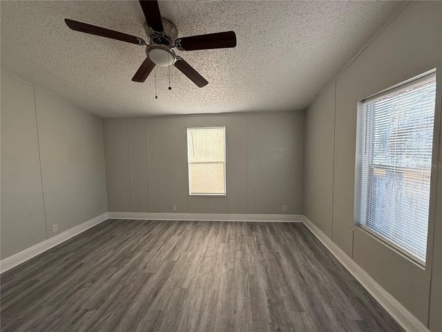 4527 DOVE MEADOW LANE, Lakeland, FL 33810