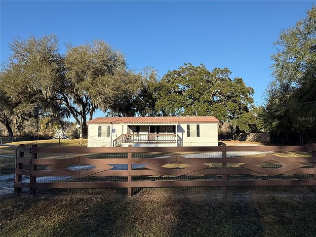 4527 DOVE MEADOW LANE, Lakeland, FL 33810