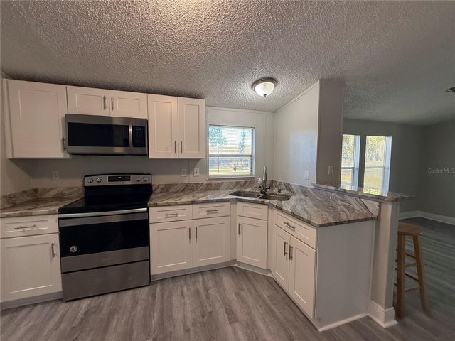 4527 DOVE MEADOW LANE, Lakeland, FL 33810