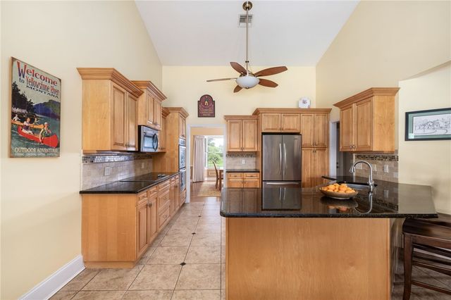 1447 56th Square E, Vero Beach, FL 32966