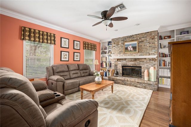 1447 56th Square E, Vero Beach, FL 32966
