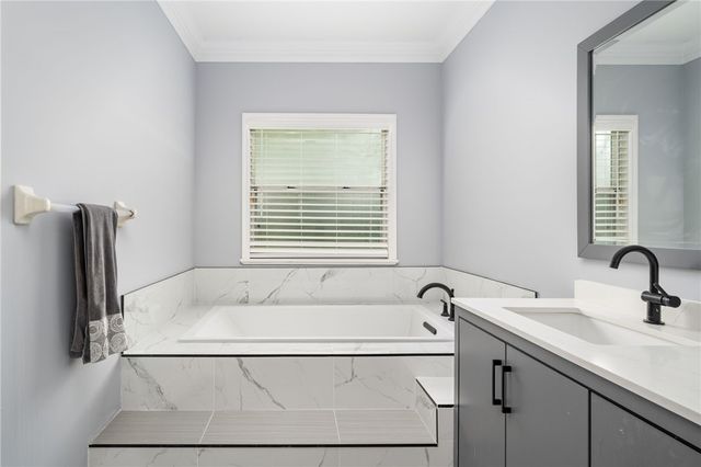 1447 56th Square E, Vero Beach, FL 32966