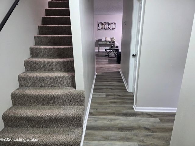 1222 Clear Ridge Ln, Radcliff, KY 40160