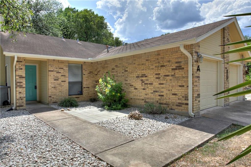 1409 Waterloo TRL A, Austin, TX 78704