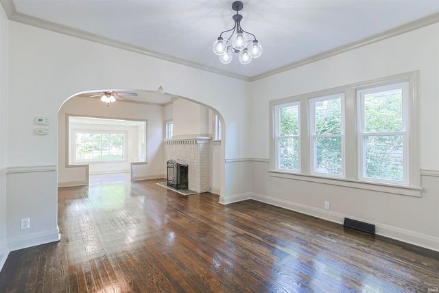 336 Parkovash Avenue, South Bend, IN 46617
