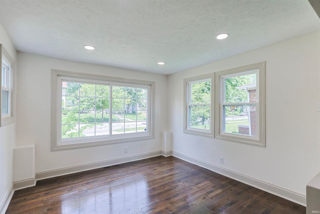 336 Parkovash Avenue, South Bend, IN 46617