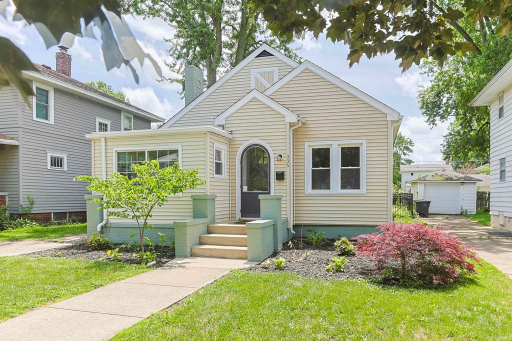 336 Parkovash Avenue, South Bend, IN 46617